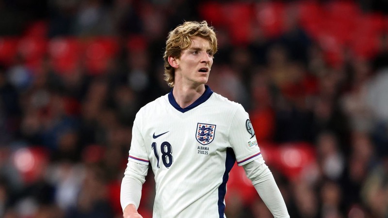 Và hiện tại, sau sự nỗ lực và sự công nhận Cầu thủ Anthony Gordon - Dấu ấn sau sự nỗ lực đáng công nhận